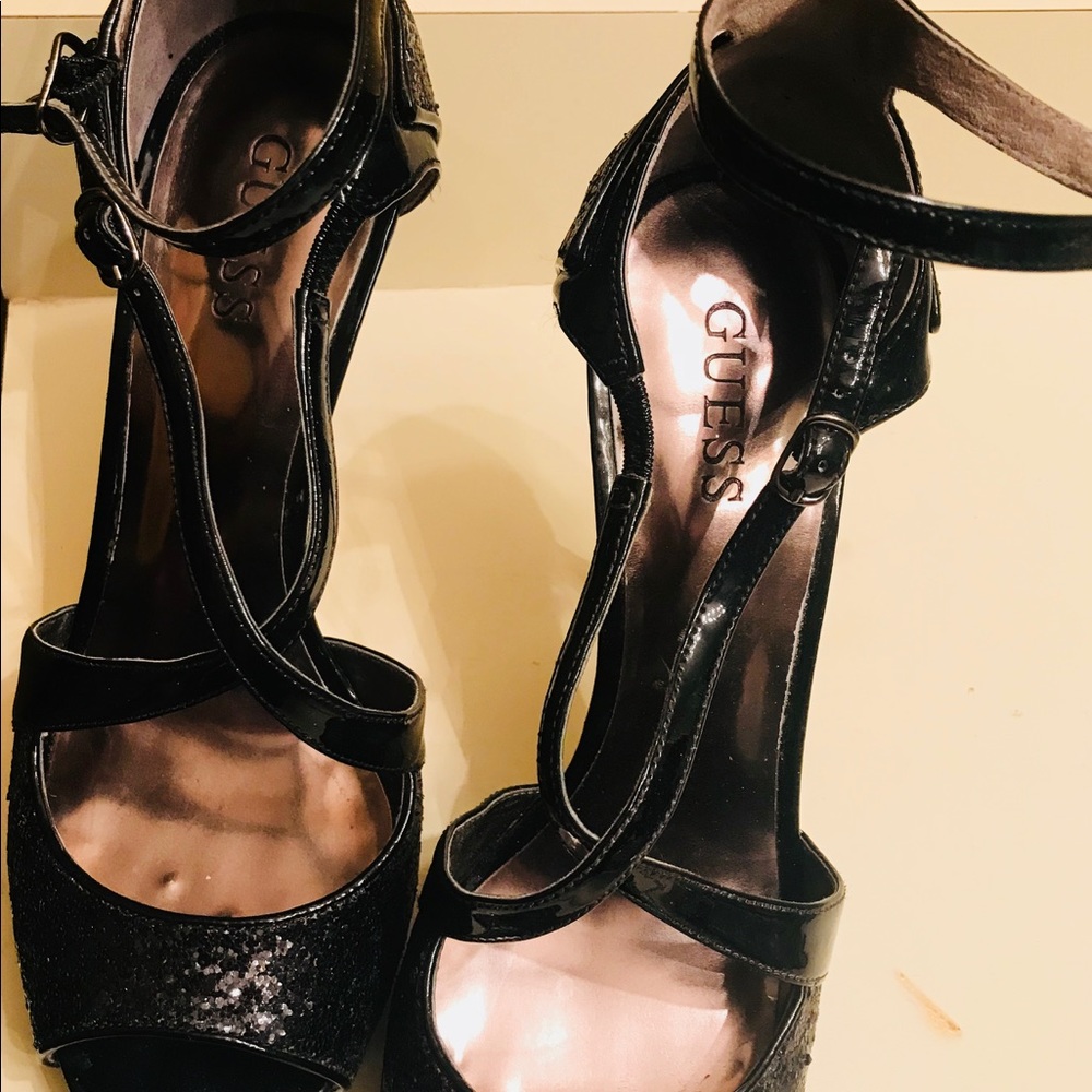 Shoes - Picture 3 of 4